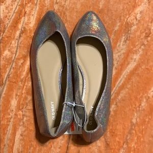 Old navy holographic flats